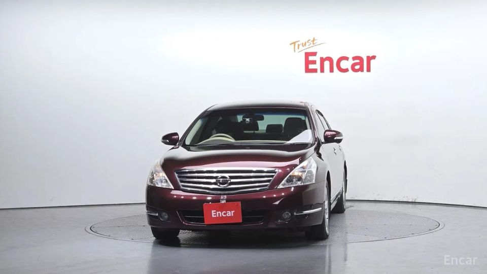 Nissan teana
