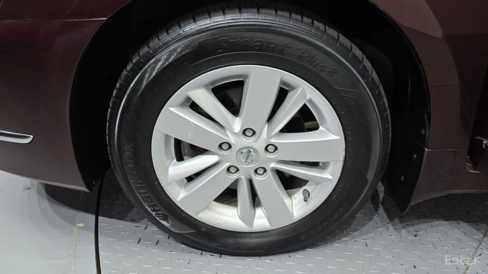 Nissan teana