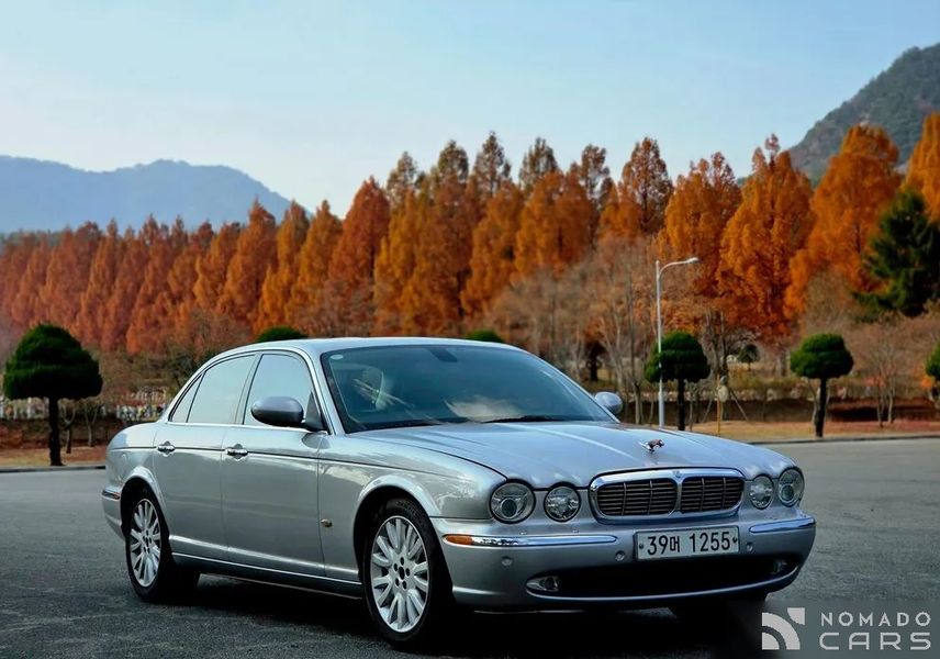 Jaguar XJ