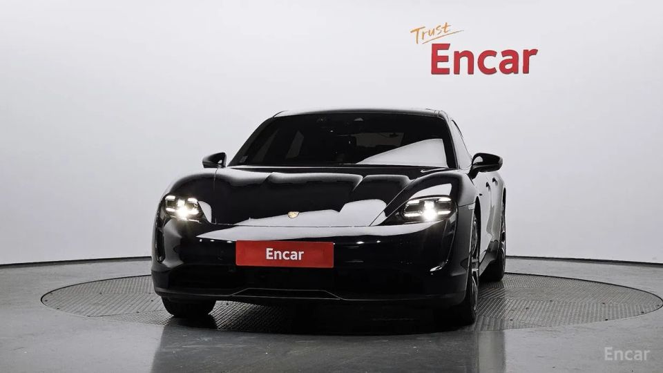 Porsche Taycan