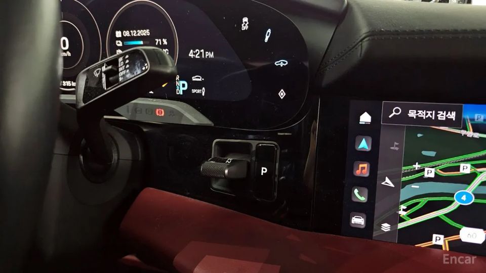 Porsche Taycan