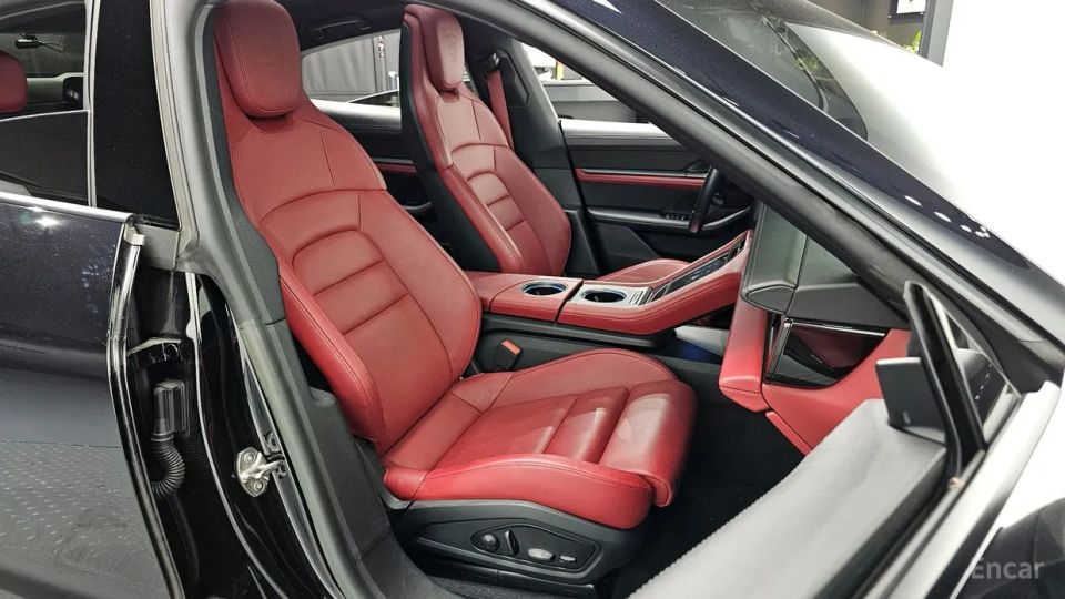Porsche Taycan