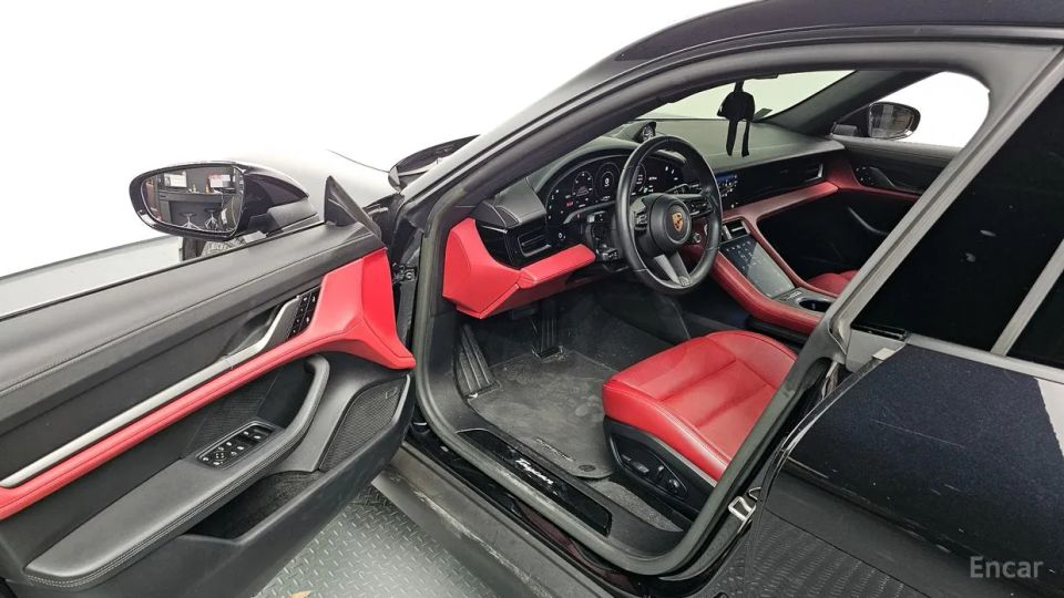 Porsche Taycan