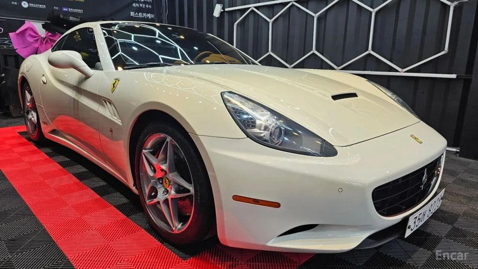 Ferrari California