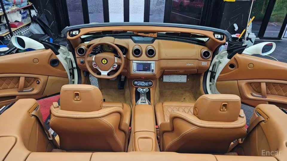 Ferrari California