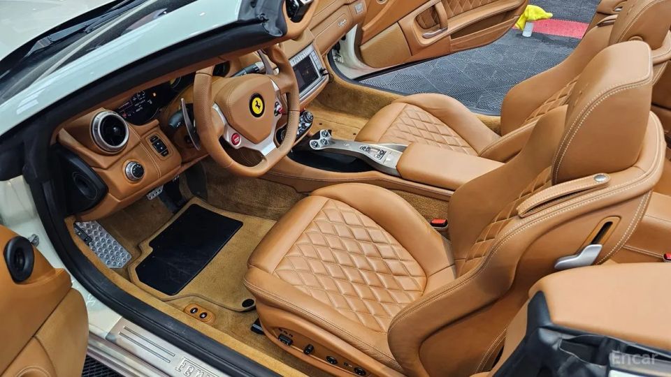 Ferrari California