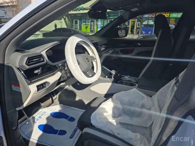 Lamborghini urus