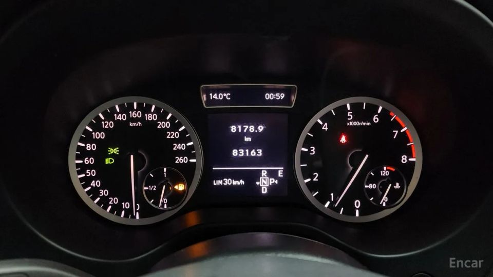 Infiniti QX30