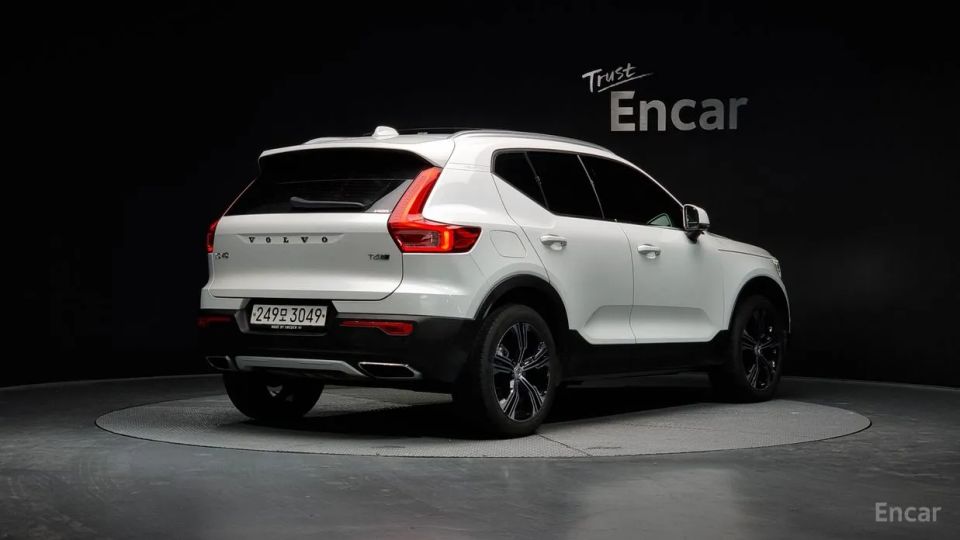 Volvo XC40