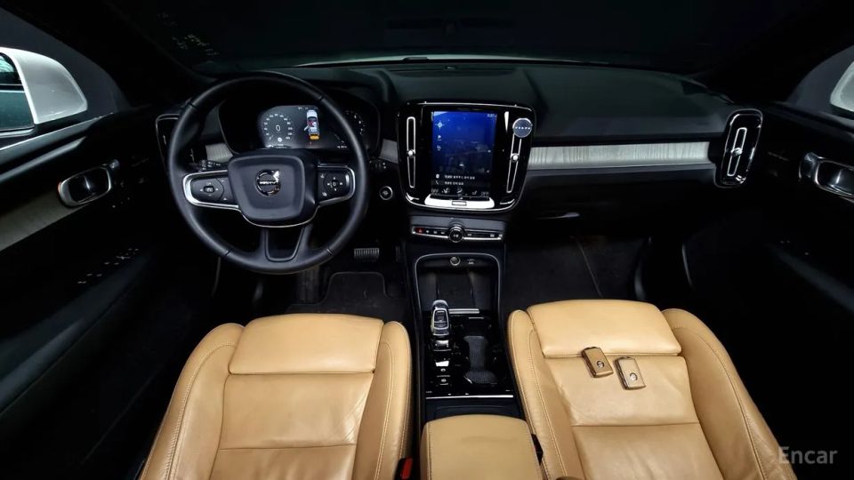 Volvo XC40