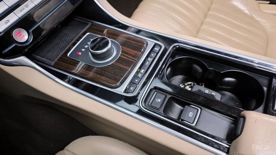 Jaguar xf