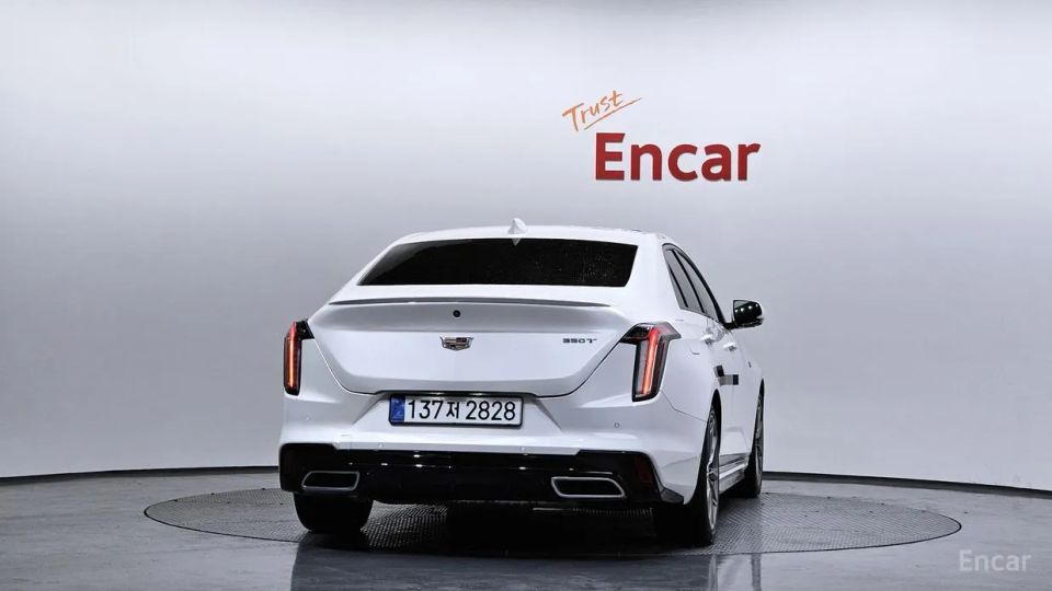 Cadillac CT4