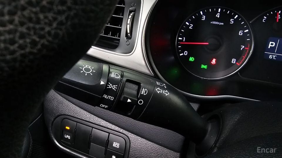 Kia Carens