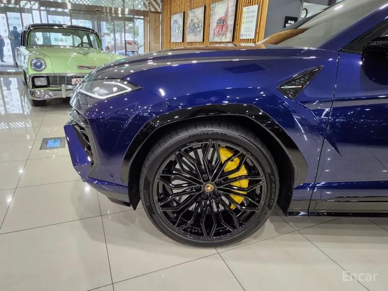 Lamborghini urus
