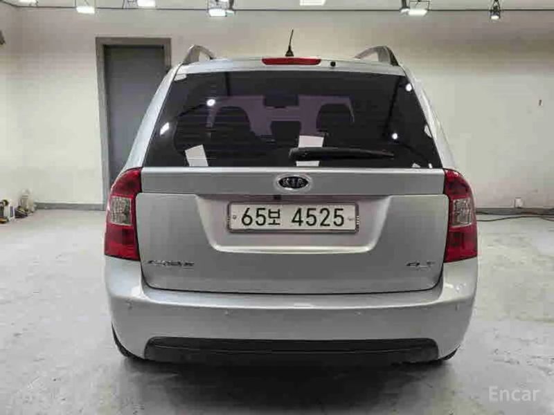Kia Carens