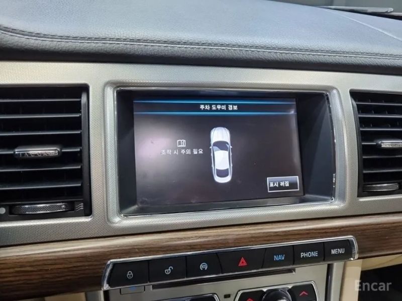 Jaguar xf