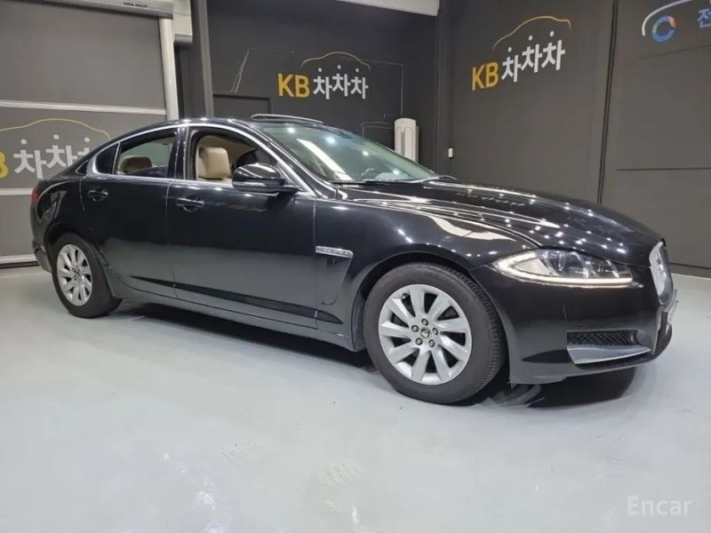 Jaguar xf