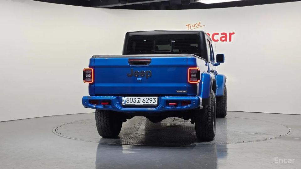Jeep gladiator