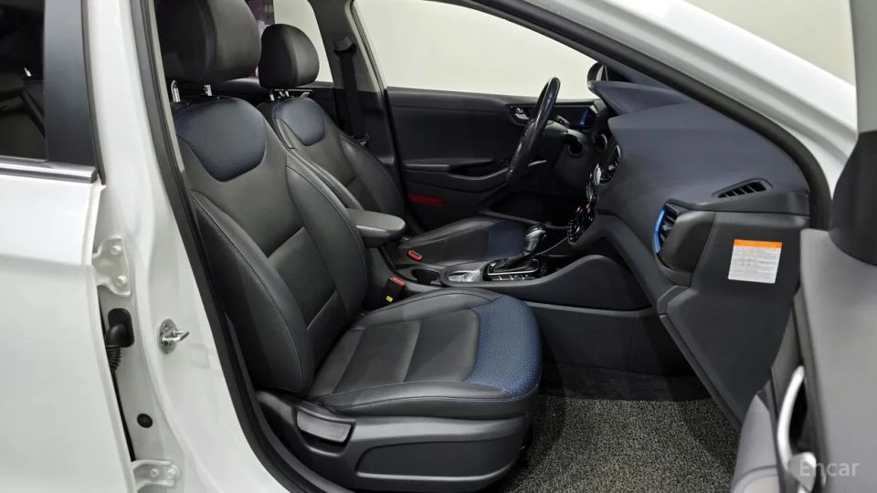 Hyundai Ioniq