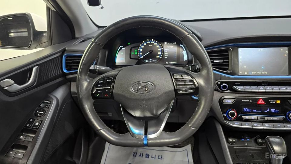 Hyundai Ioniq