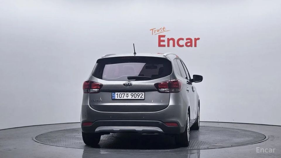 Kia Carens