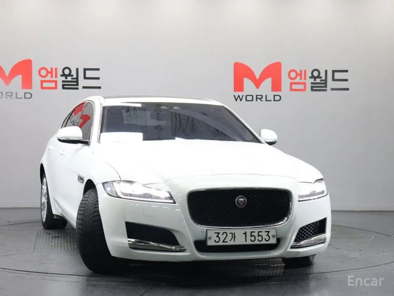 Jaguar xf