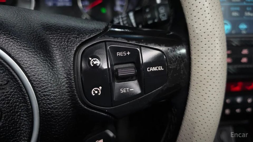 Kia Carens