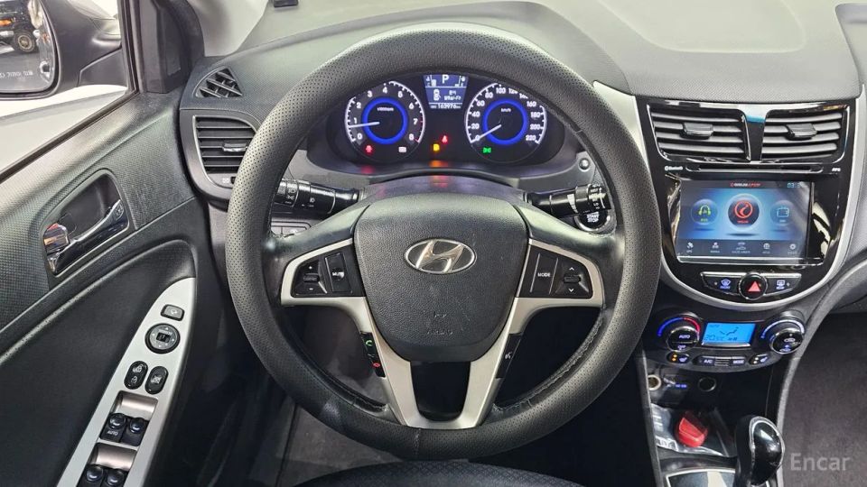 Hyundai Accent