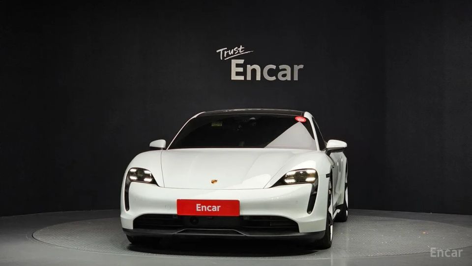 Porsche Taycan
