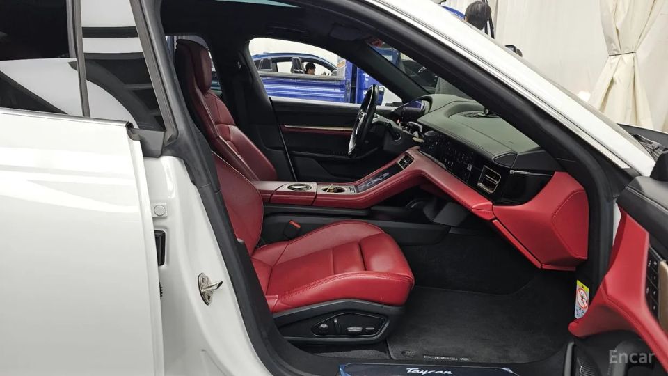 Porsche Taycan