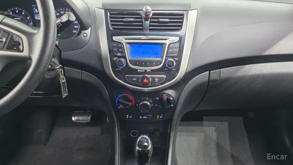 Hyundai Accent