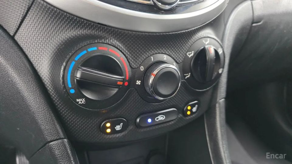 Hyundai Accent