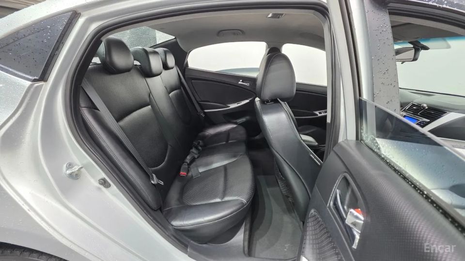 Hyundai Accent