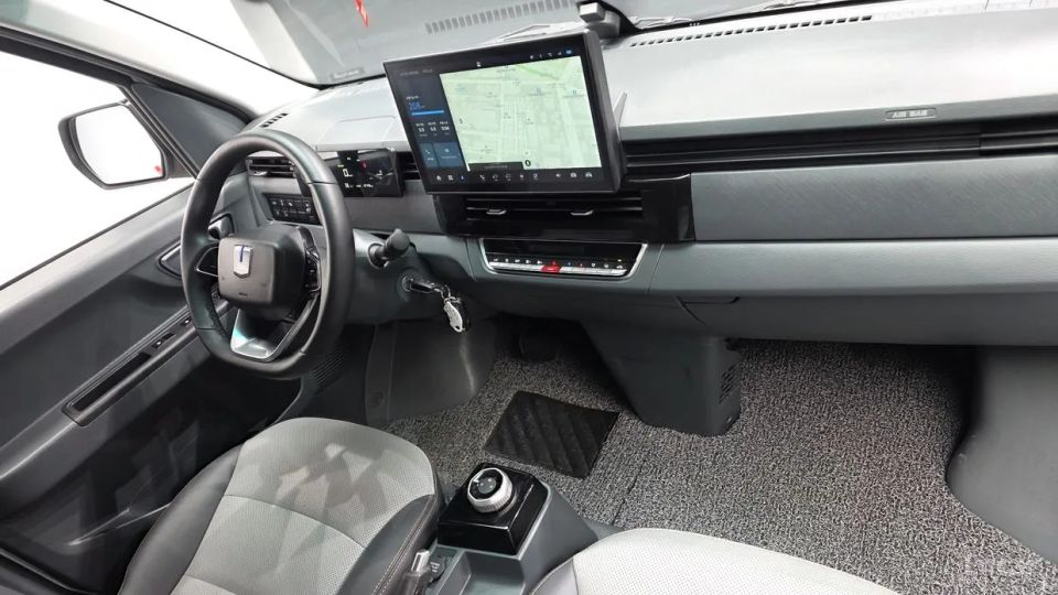 Geely SE-A2 Van