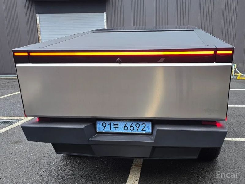 Tesla Cybertruck