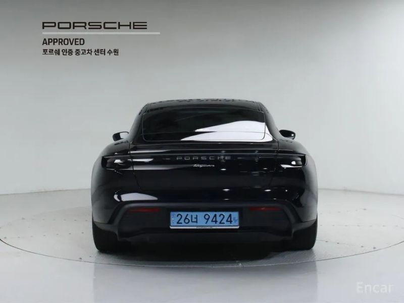Porsche Taycan