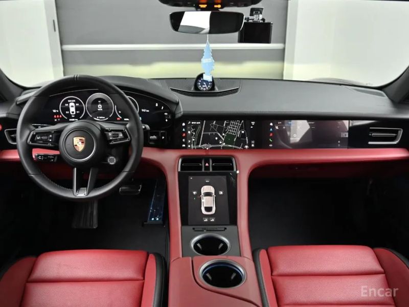Porsche Taycan