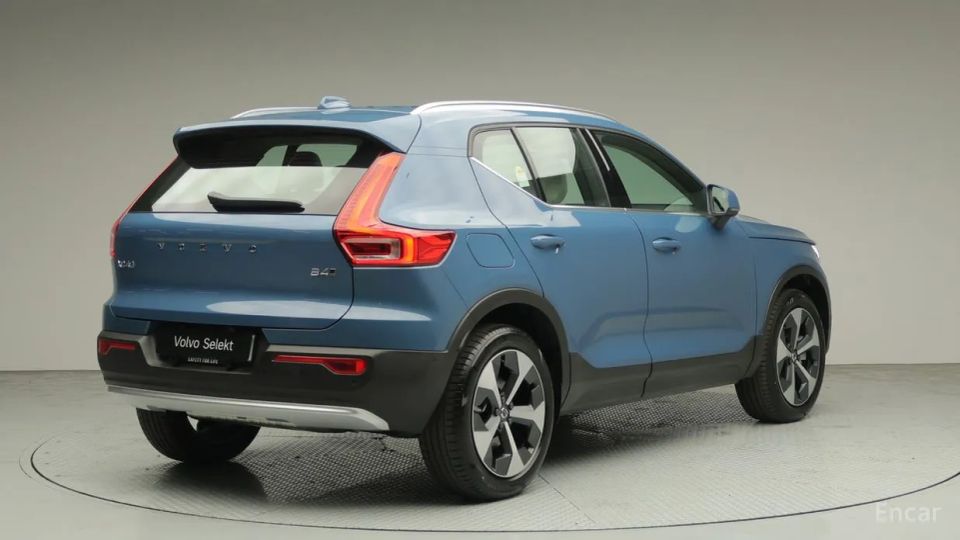 Volvo XC40