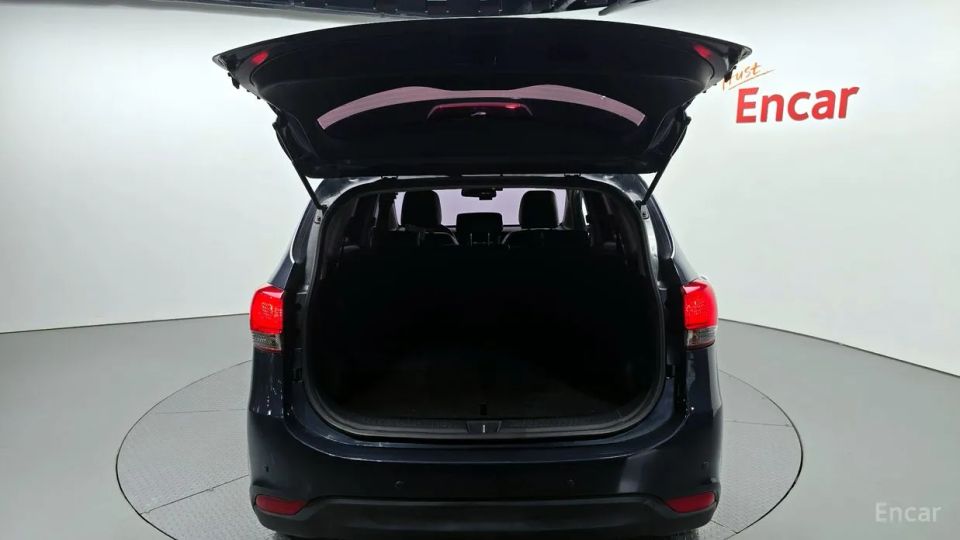 Kia Carens