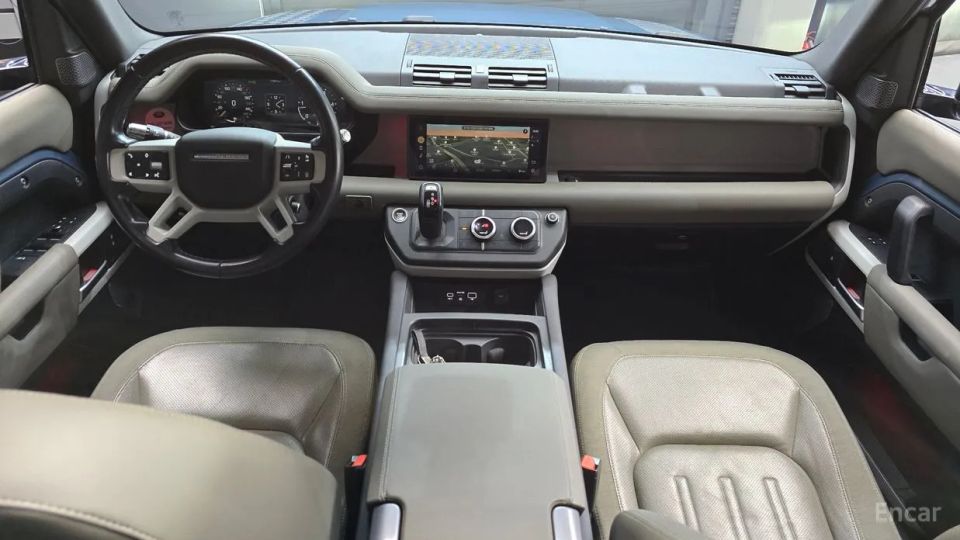 Land Rover Defender