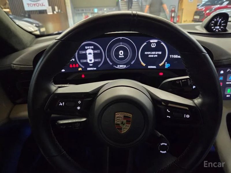 Porsche Taycan
