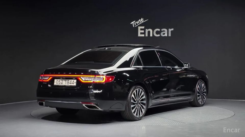 Lincoln Continental