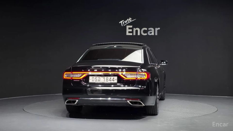 Lincoln Continental