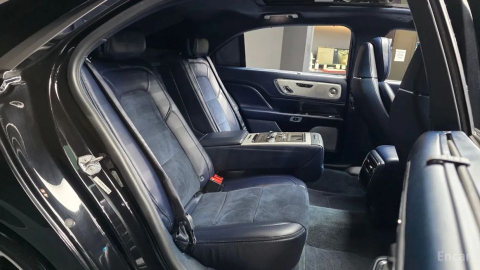 Lincoln Continental