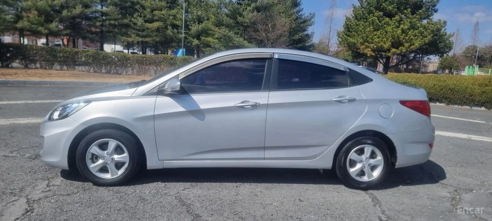 Hyundai Accent
