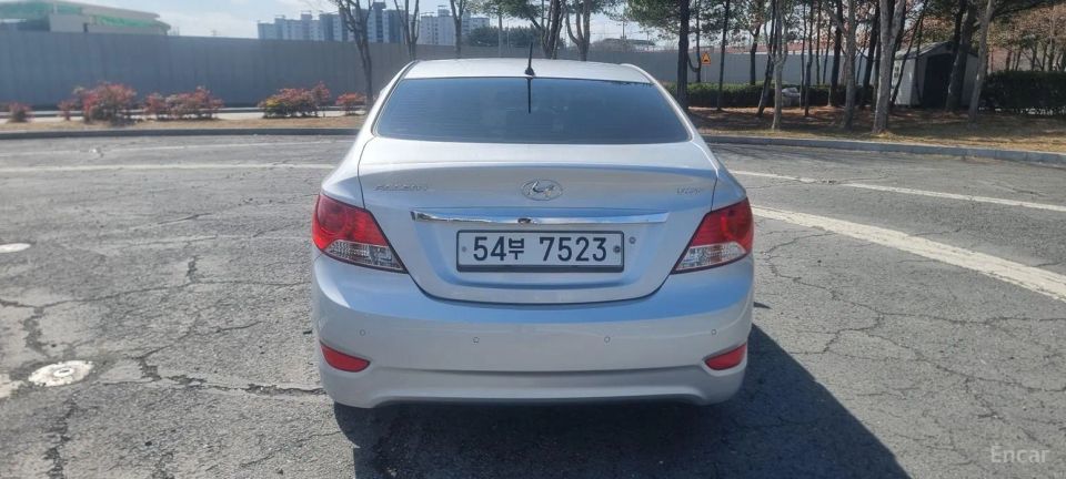 Hyundai Accent
