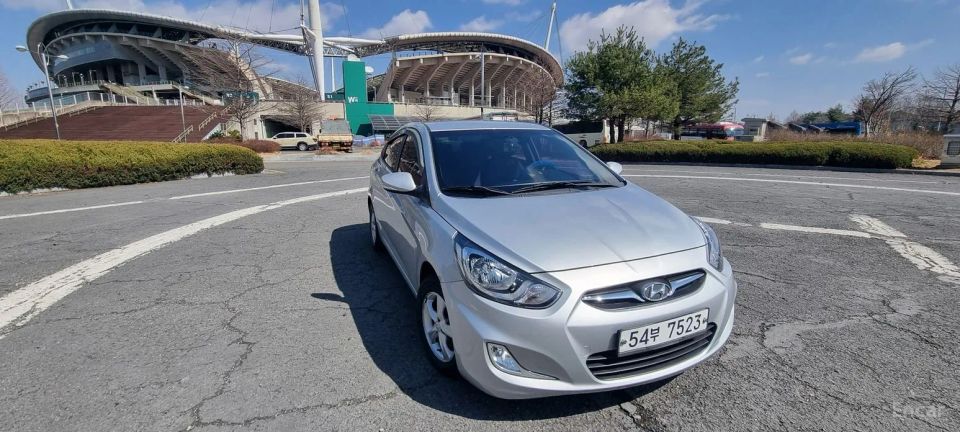 Hyundai Accent