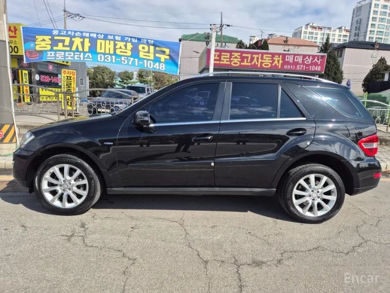 Mercedes-Benz M-class