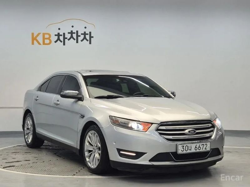 Ford Taurus
