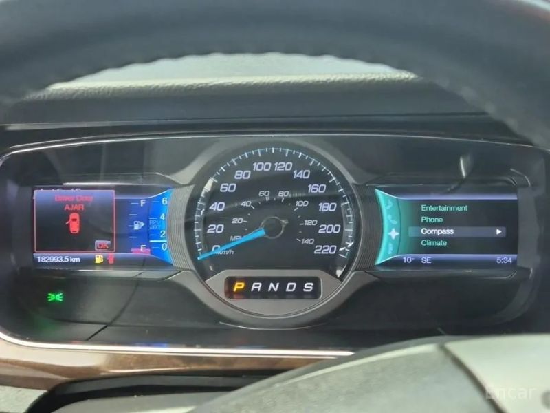Ford Taurus